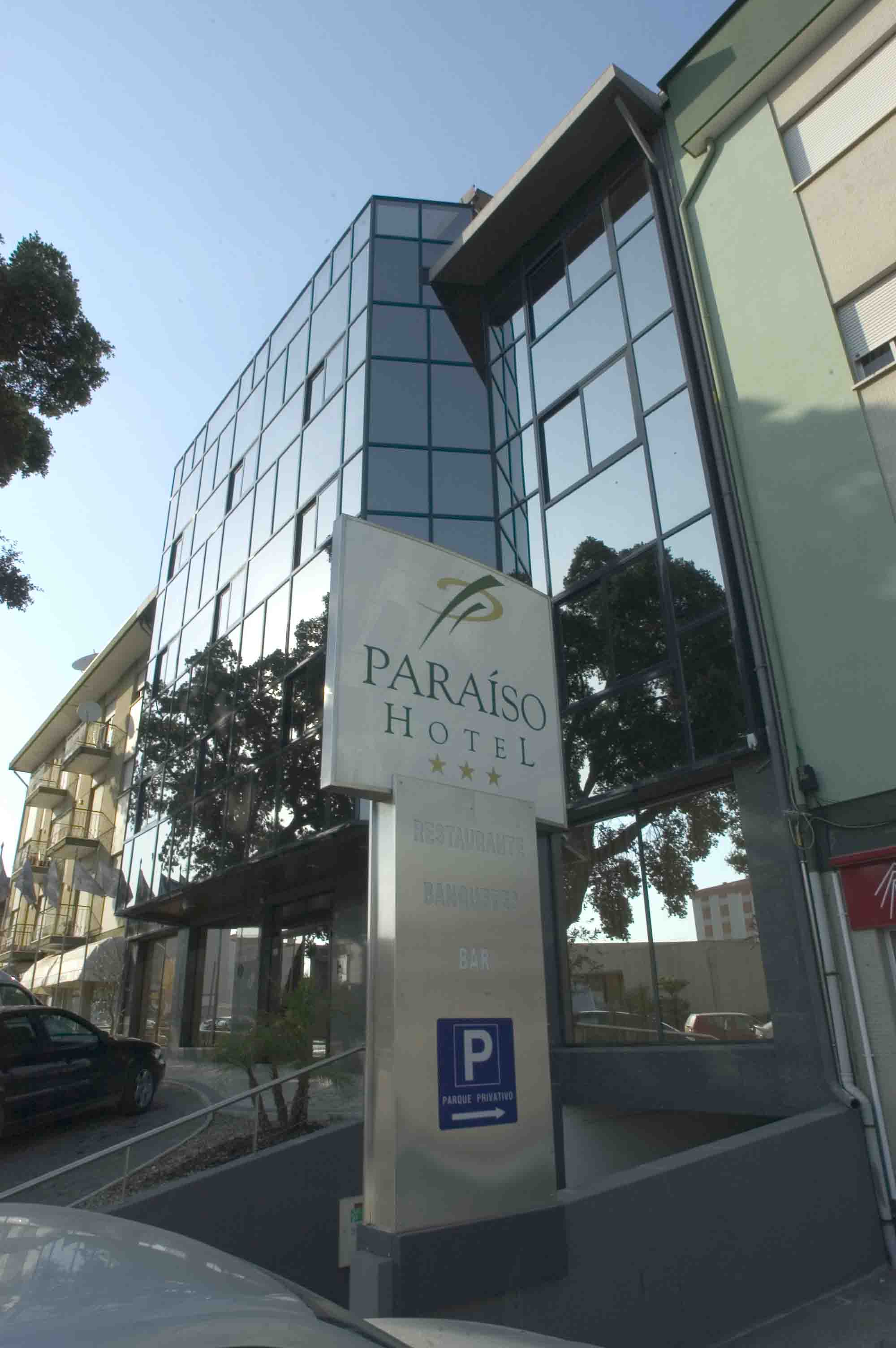 Hotel Paraiso [1966]